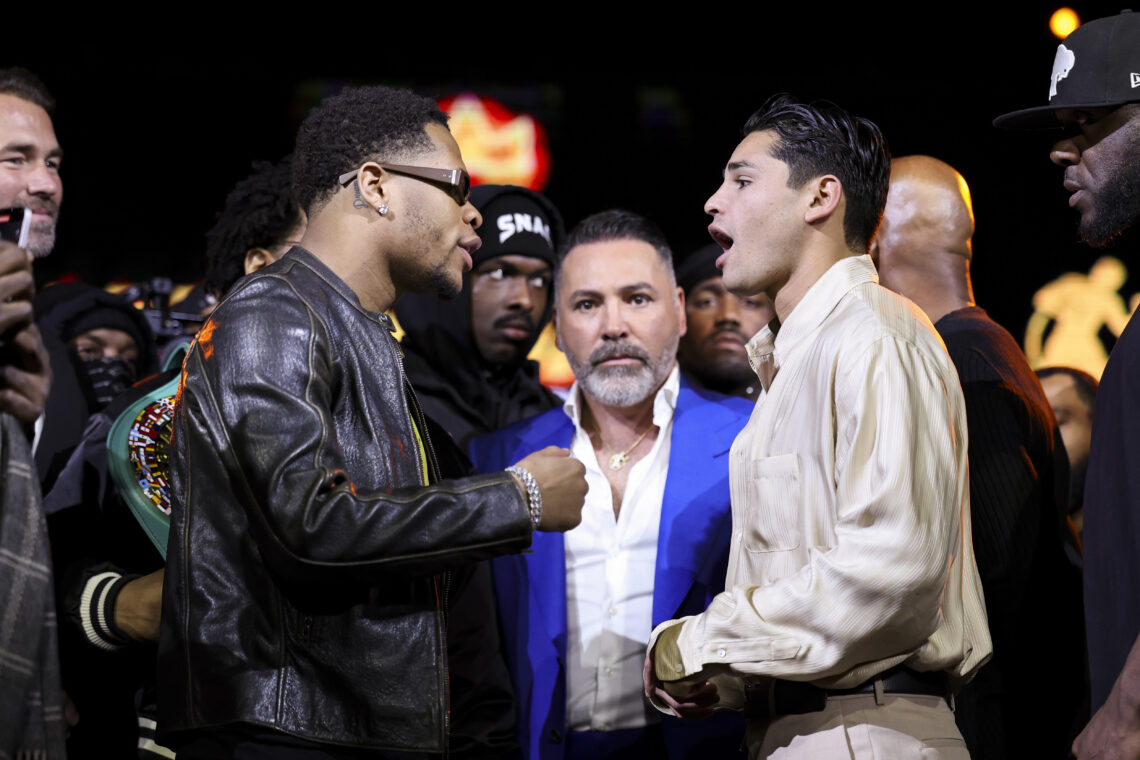 Photo by Cris Esqueda/Golden Boy/Getty Images