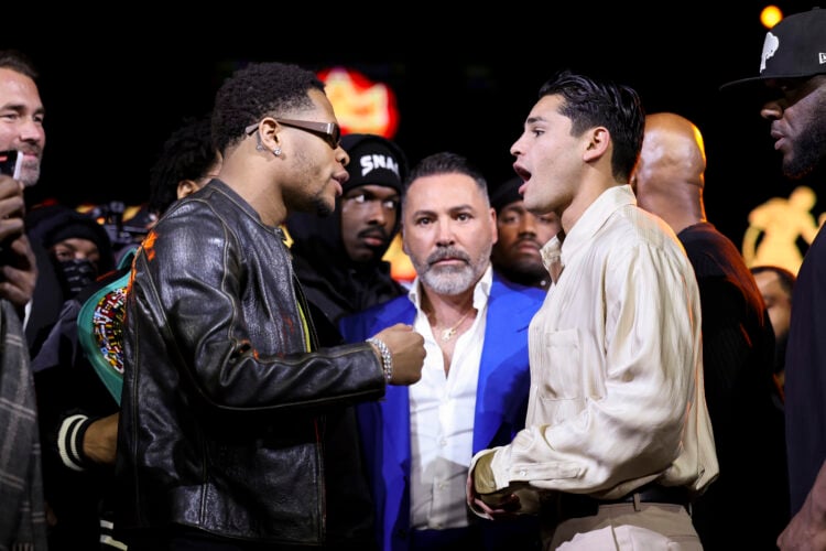 Photo by Cris Esqueda/Golden Boy/Getty Images