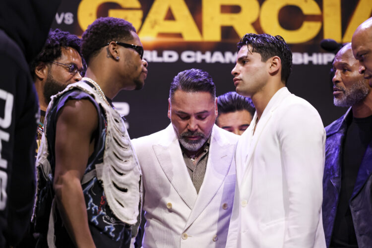 Photo by Cris Esqueda/Golden Boy/Getty Images