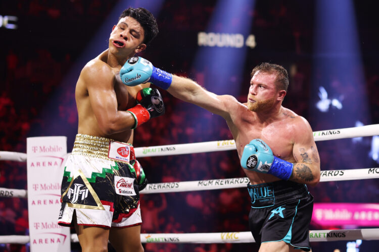 Photo by Cris Esqueda/Golden Boy/Getty Images