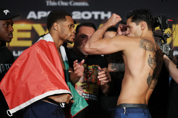Photo by Cris Esqueda/Golden Boy/Getty Images