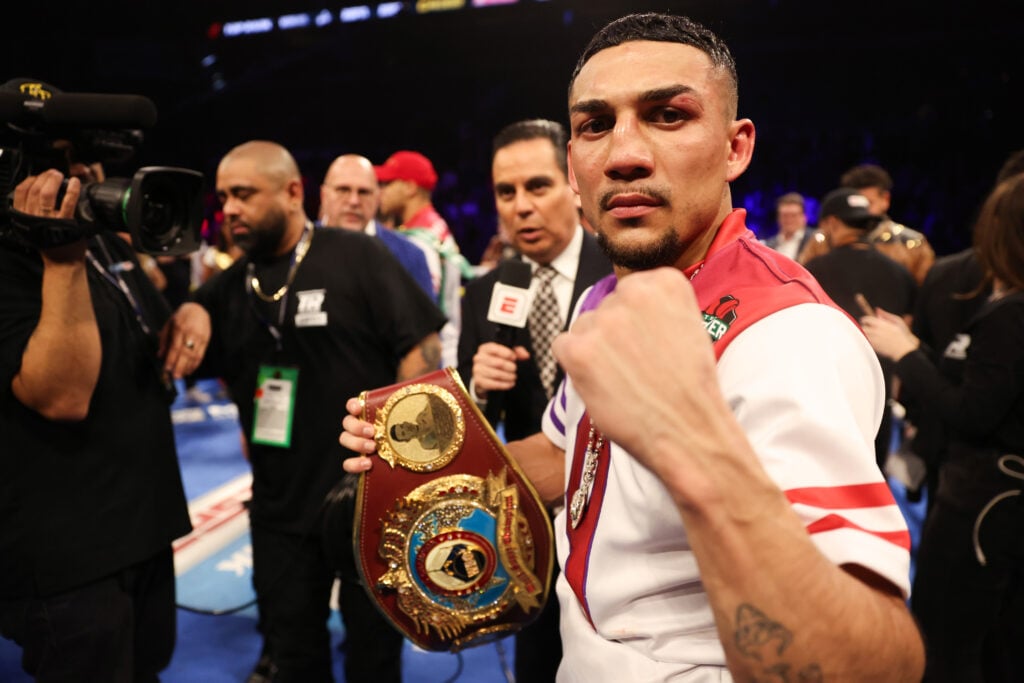 Teofimo Lopez Jr. v Jamaine Ortiz