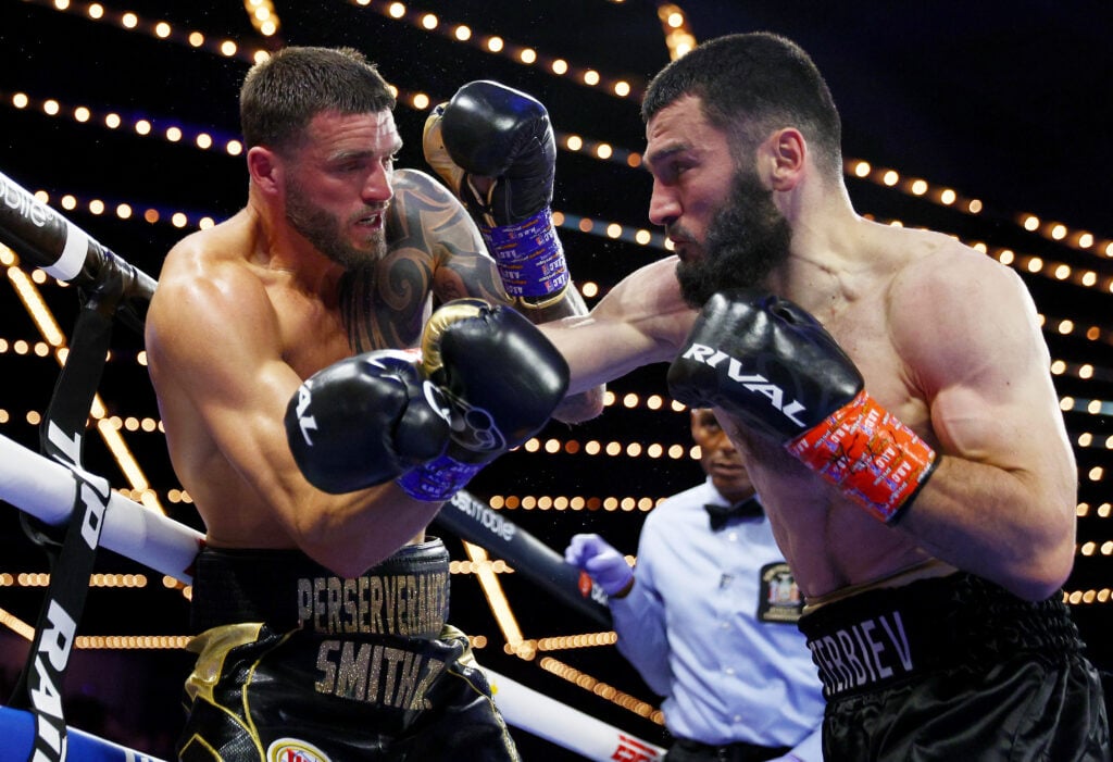 Artur Beterbiev v Joe Smith Jr