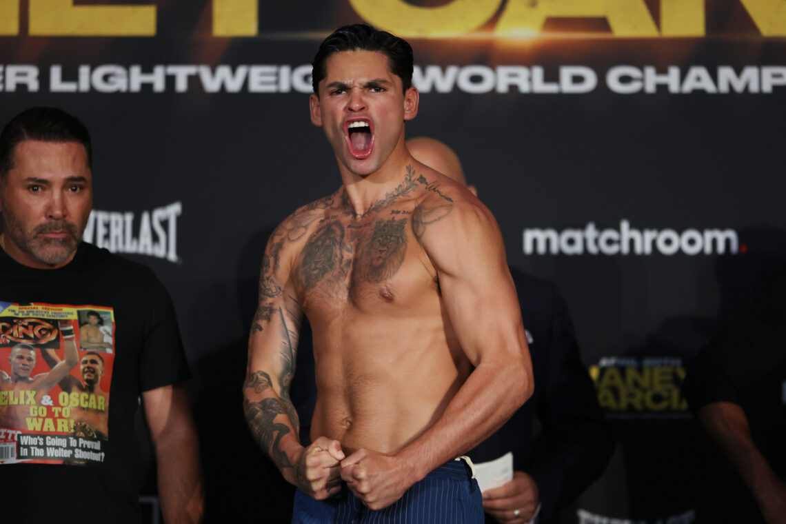 Photo by Cris Esqueda/Golden Boy/Getty Images