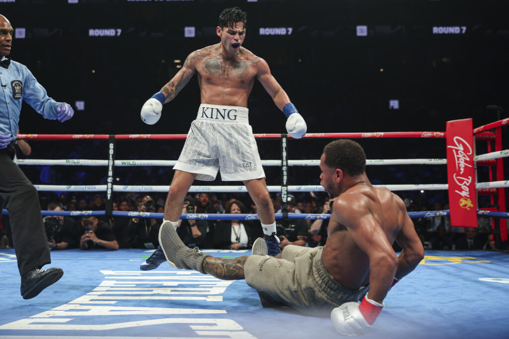Devin Haney v Ryan Garcia
