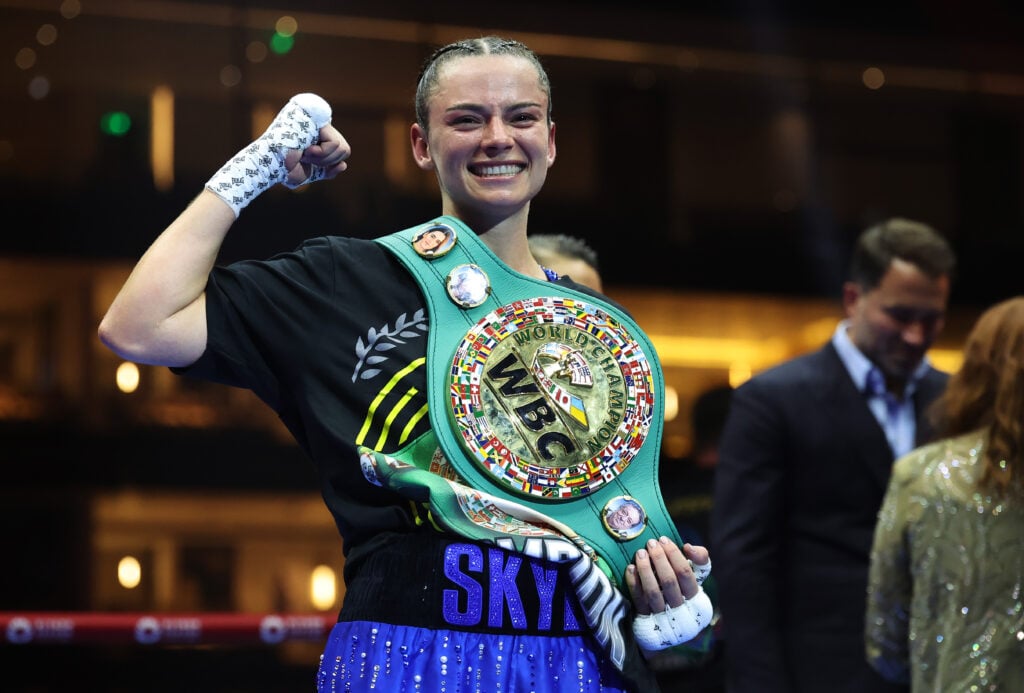 Artur Beterbiev v Dimitry Bivol: Riyadh Season - IV Crown Showdown