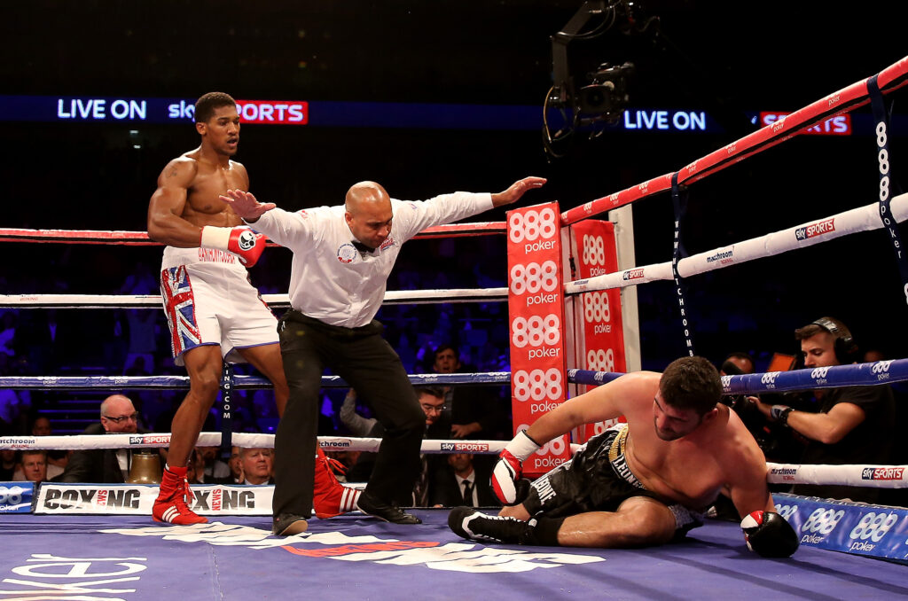 Anthony Joshua, Emanuele Leo