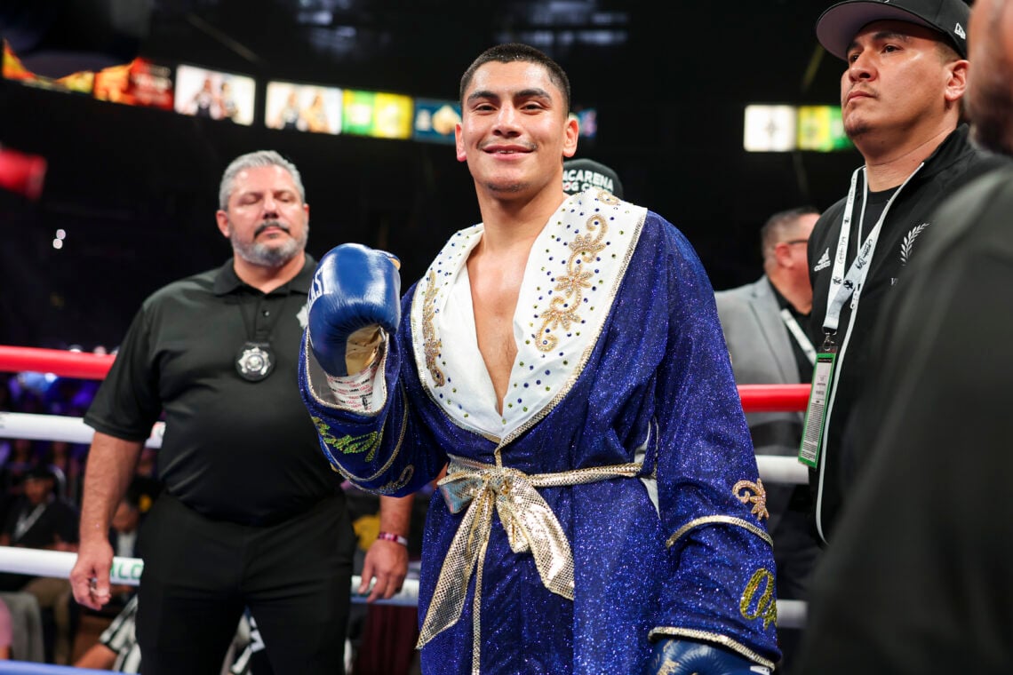 Photo by Cris Esqueda/Golden Boy/Getty Images