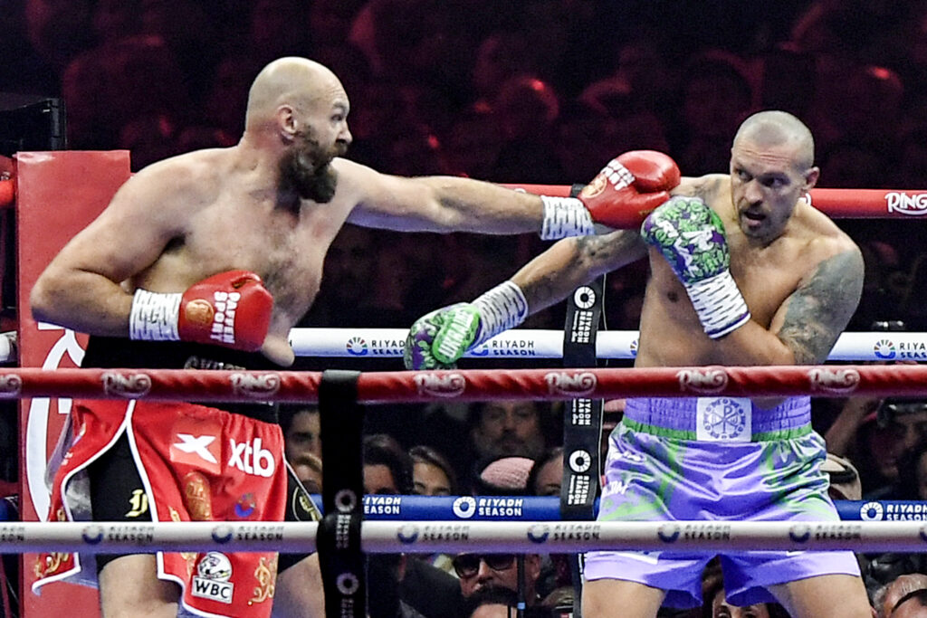 BOX-HEAVY-KSA-WBC-FURY-USYK