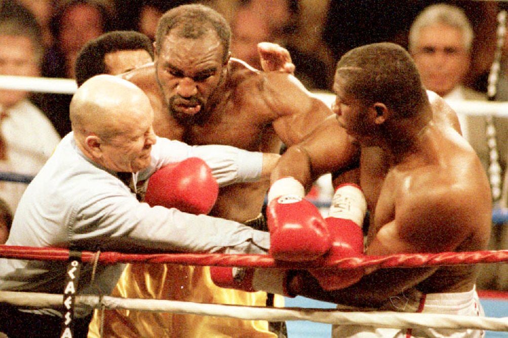 BOX-REF SEPARATES FIGHTERS