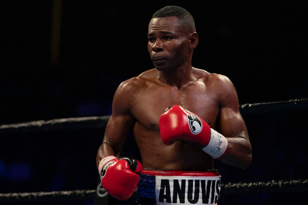 Gary Russell Jr v Tugstsogt Nyambayar