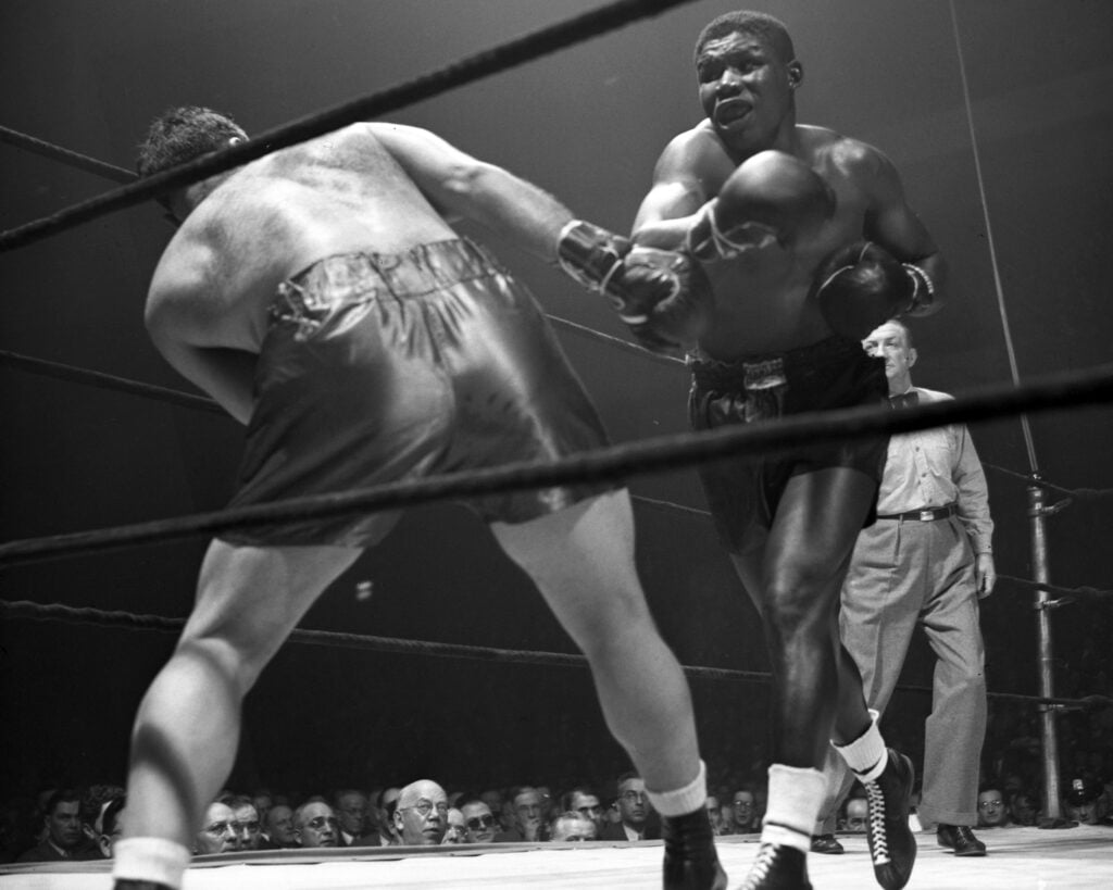 Jimmy Bivins vs Melio Bettina