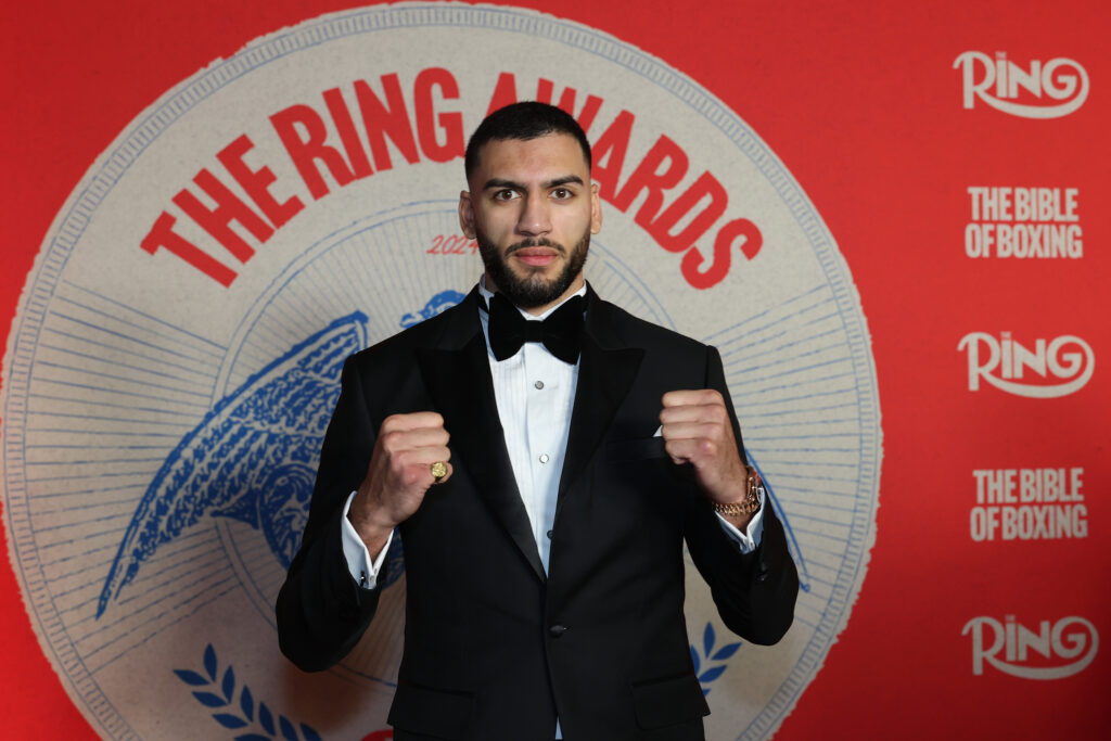 Hamzah Sheeraz poses at Ring Magazine awards
