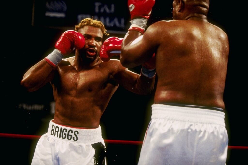 Shannon Briggs fighting George Foreman
