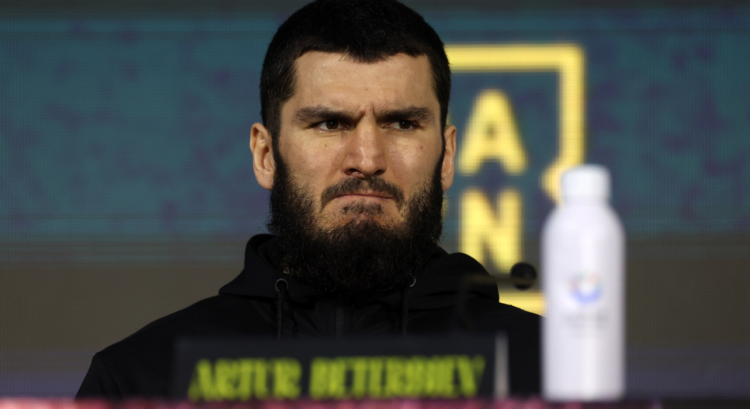 Image of Artur Beterbiev