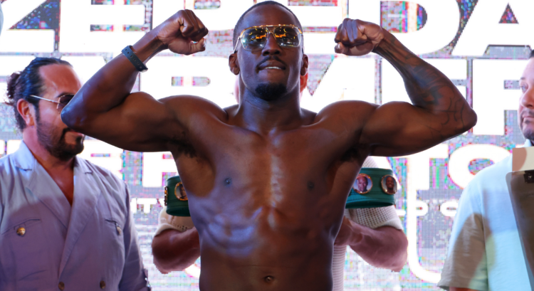 Tevin Farmer poses during the ceremonial weigh-in ahead of his fight with William Zepeda.