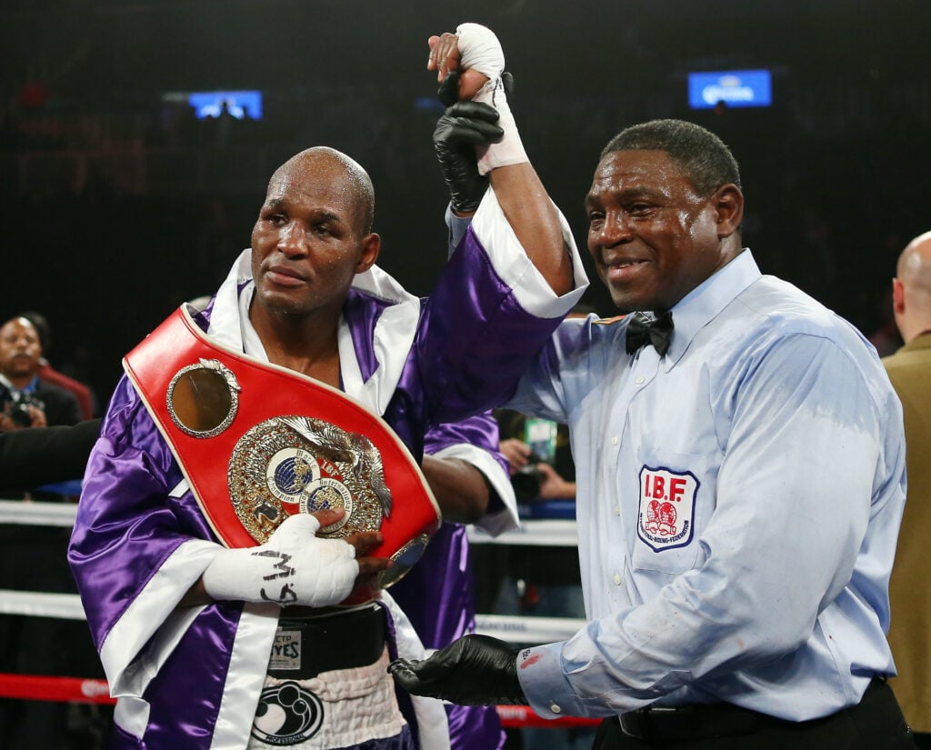 Bernard Hopkins v Tavoris Cloud