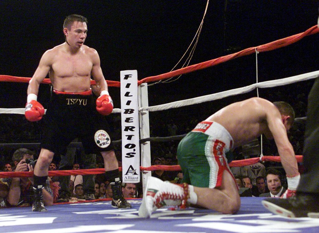 BOX-CHAVEZ VS TSZYU 3