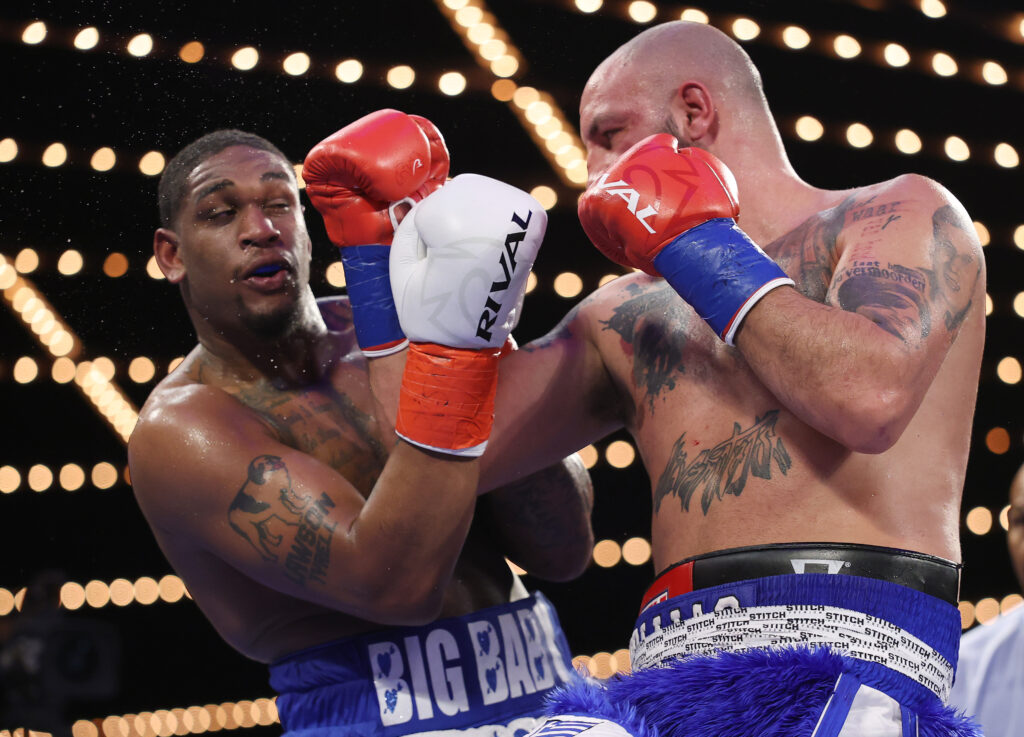 Denys Berinchyk v Keyshawn Davis