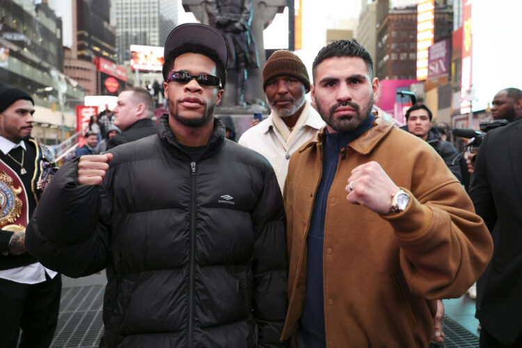 Photo by Cris Esqueda/Golden Boy/Getty Images