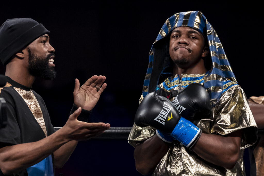 Gary Russell Jr. v Joseph Diaz Jr.