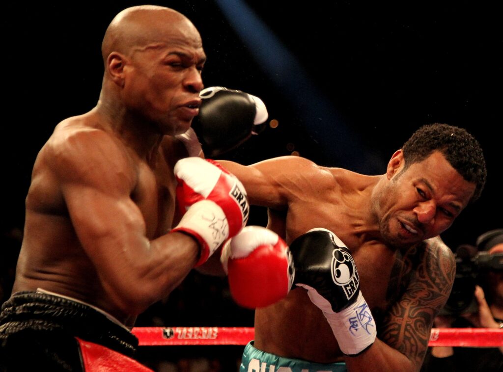 Floyd Mayweather Jr. v Shane Mosley