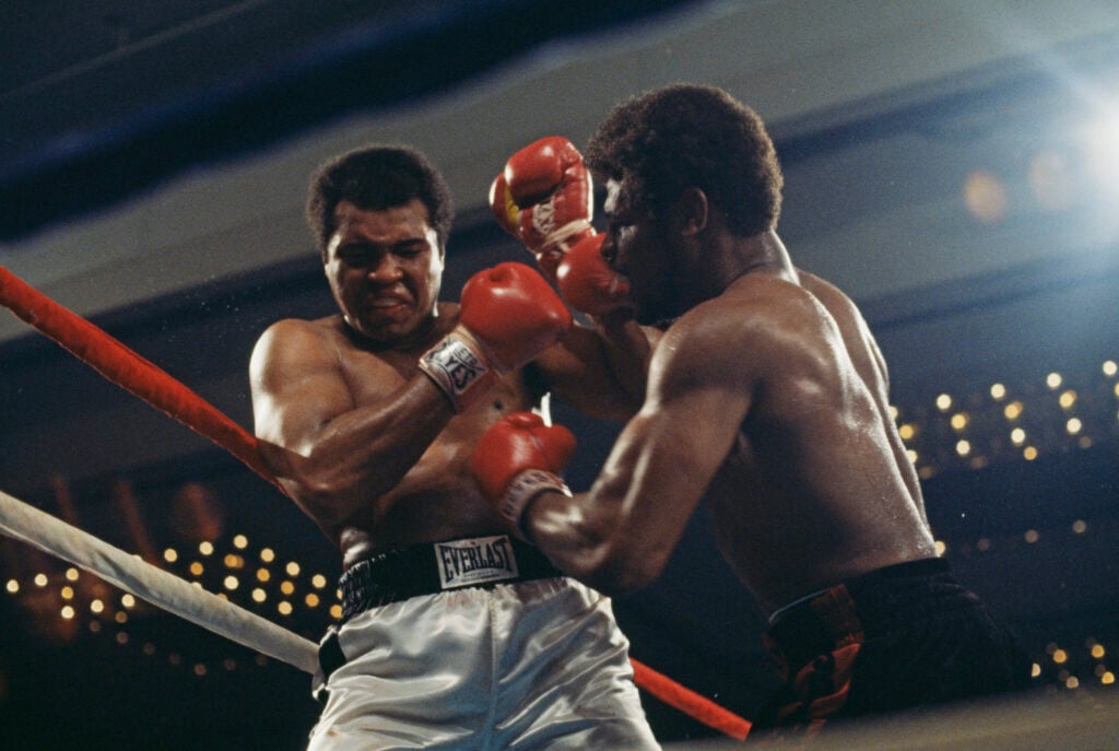 Muhammad Ali fighting Leon Spinks