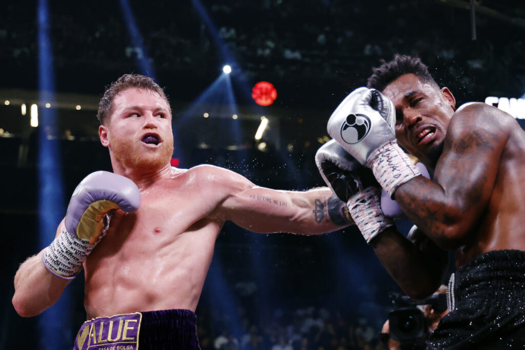Canelo Alvarez v Jermell Charlo