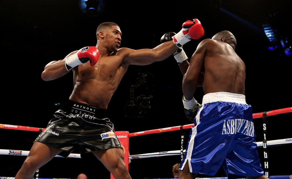 Anthony Joshua beats Kevin Johnson