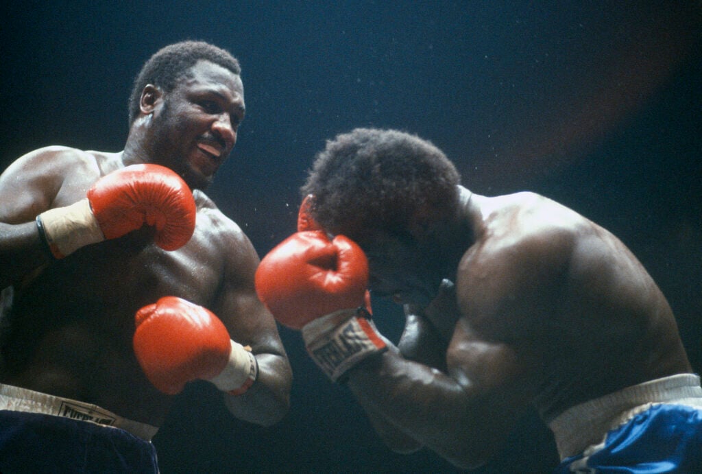Joe Frazier fighting Floyd Cummings