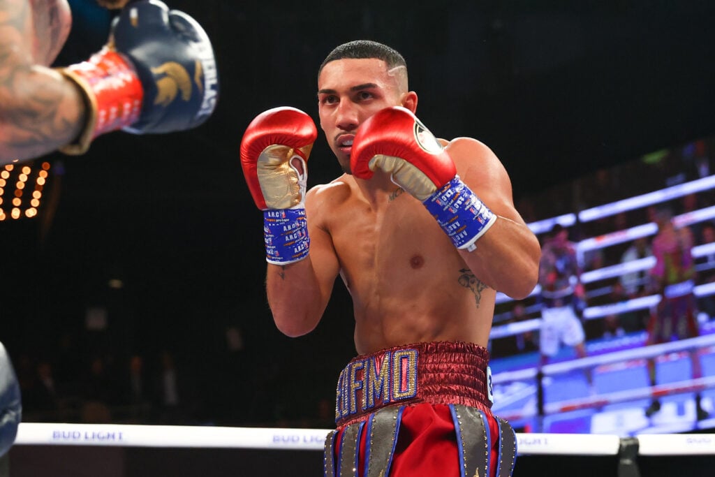 Teofimo Lopez boxing George Kambosos Jr