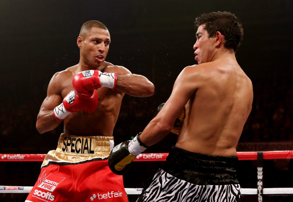 Kell Brook punching Hector Saldivia