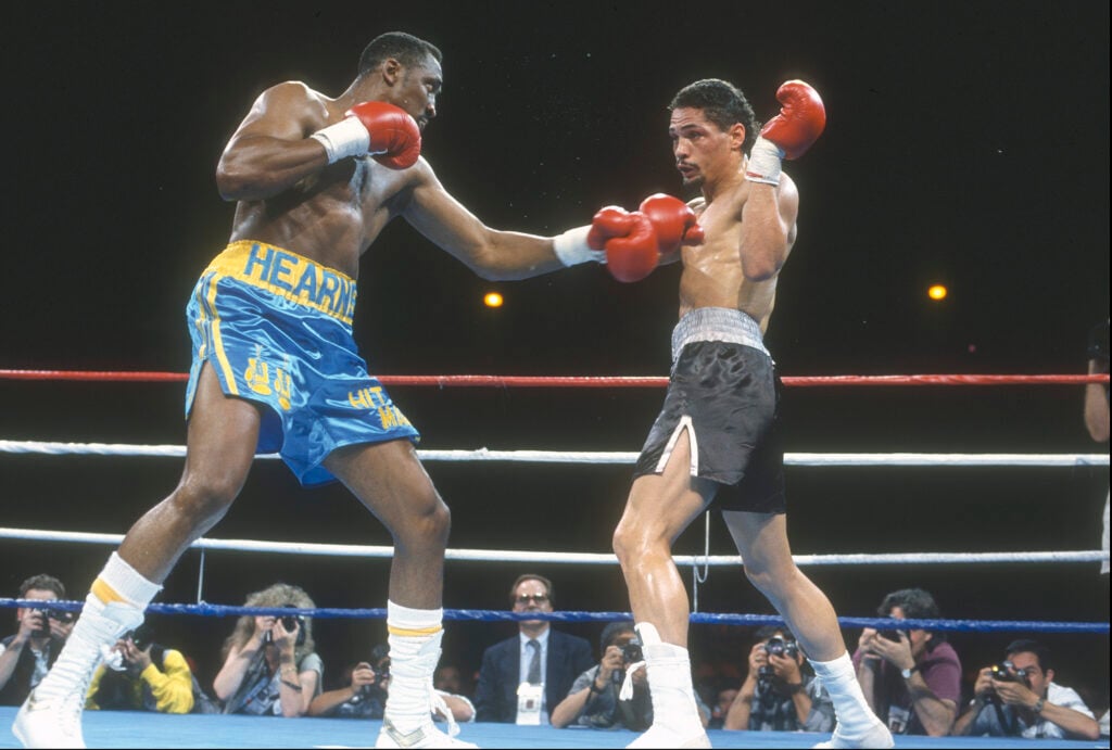 Thomas Hearns fighting Virgil Hill