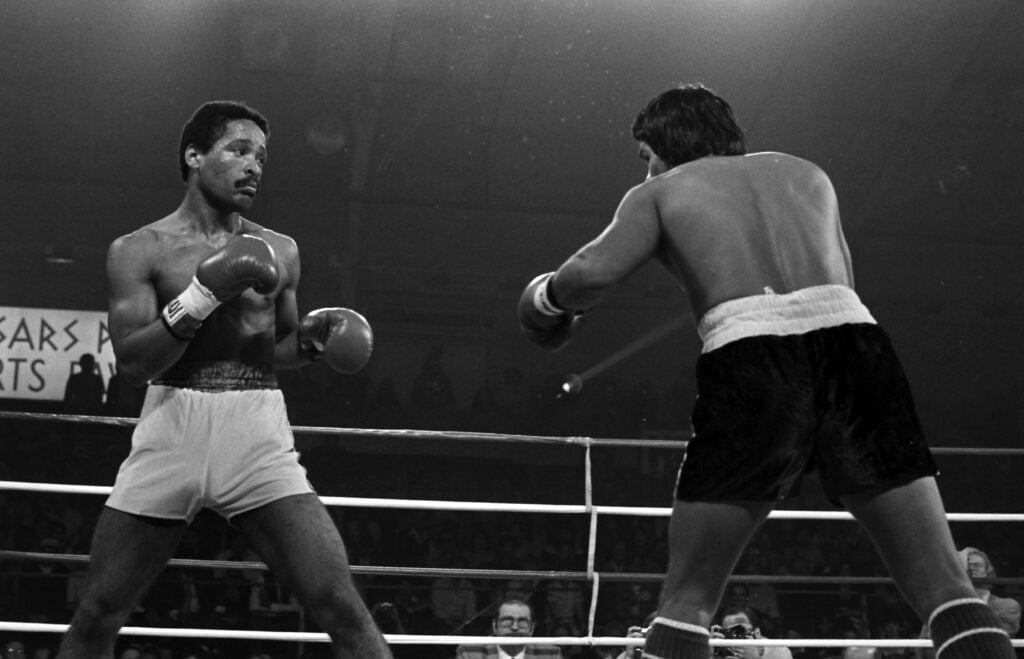 Roberto Duran fighting Wilfred Benitez