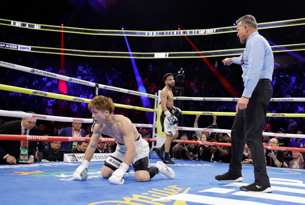 Inoue dropped to the canvas v Cardenas