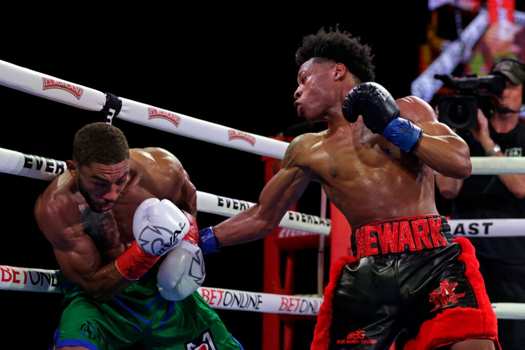 Hitchins v Kambosos Jr.