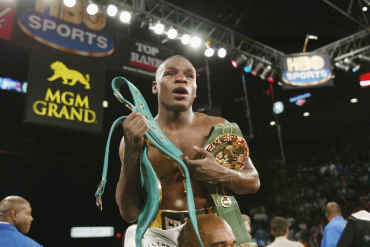 20 Apr 2002 : Floyd Mayweather celebrates his victory after the WBC Lightweight Championship fight against Jose Luis Castillo at the MGM Grand Gard...