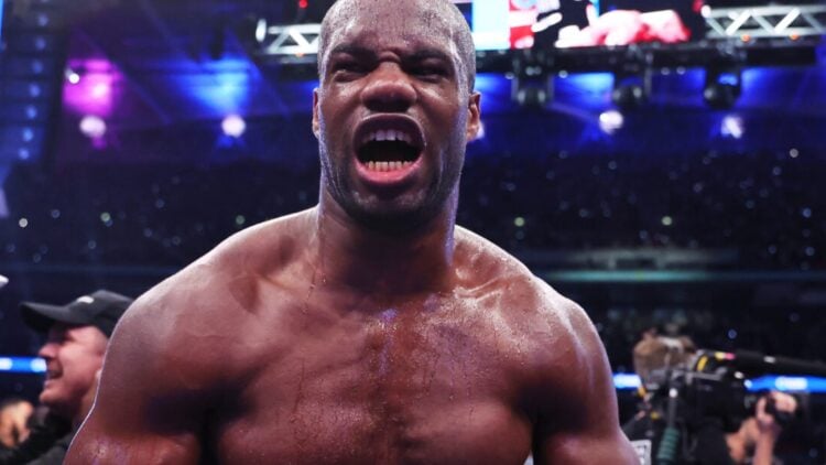 Dubois shouting after beating Anthony Joshua