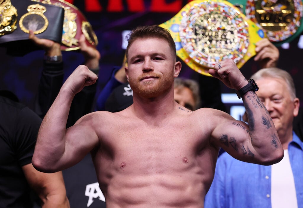 Canelo Alvarez weighing-in before his fight with William Scrull