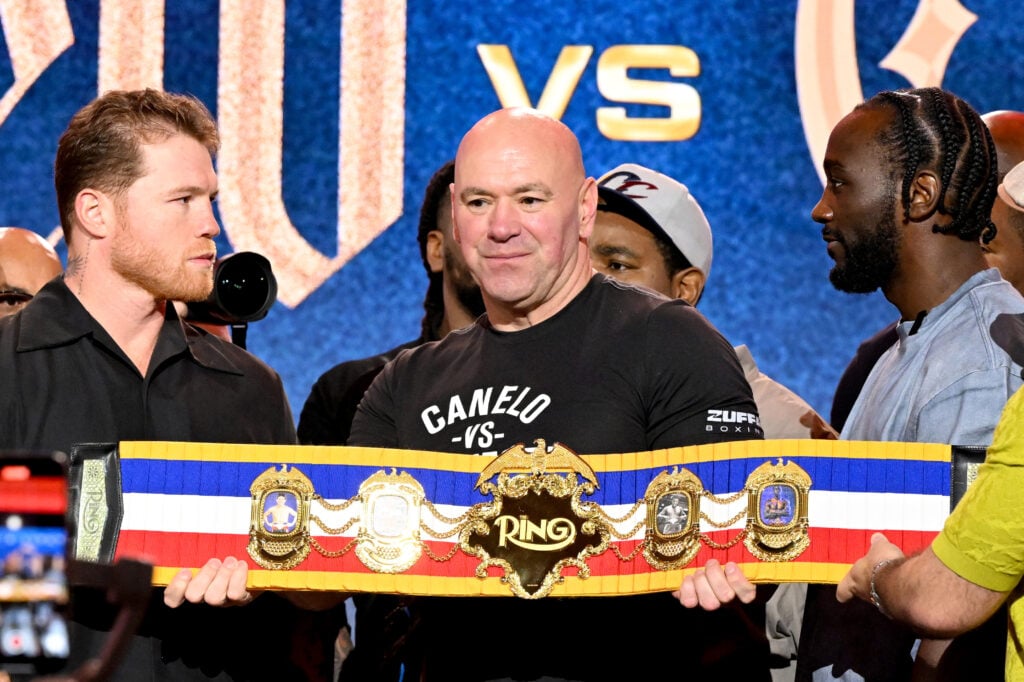 Canelo Alvarez and Terence Crawford face off with UFC CEO Dana White in between