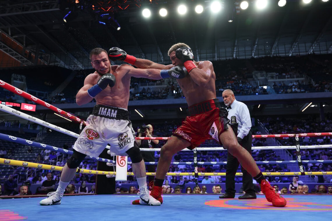 Photo by Cris Esqueda/Golden Boy/Getty Images