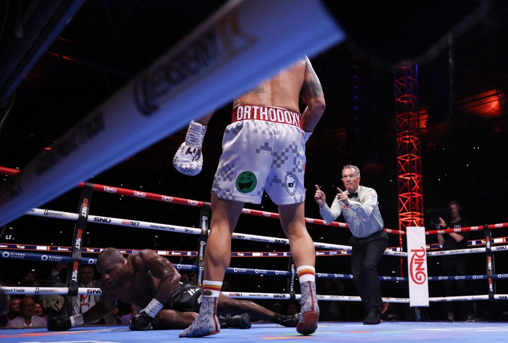 Oleksandr Usyk drops Daniel Dubois