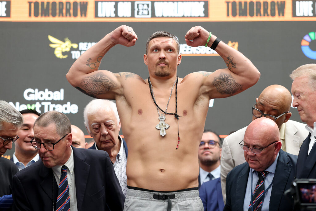Oleksandr Usyk weighing-in