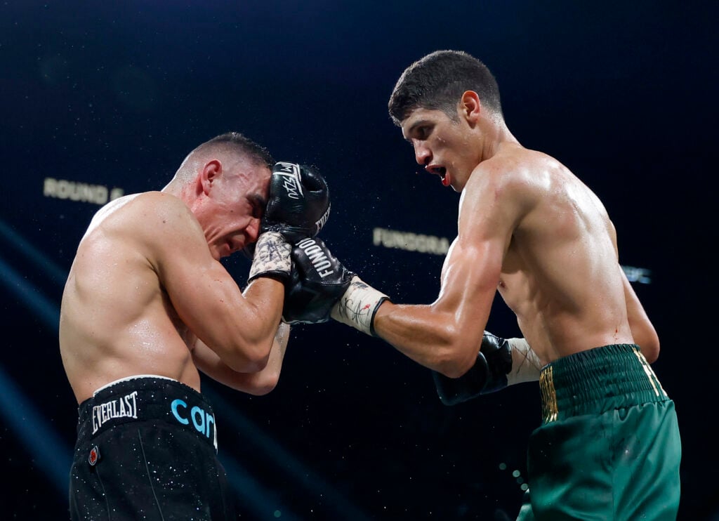 Sebastian Fundora fighting Tim Tszyu