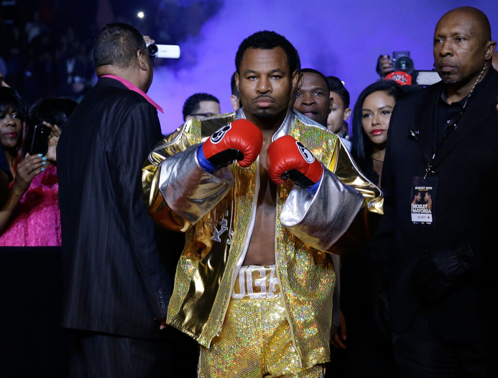 Shane Mosley walking to the ring