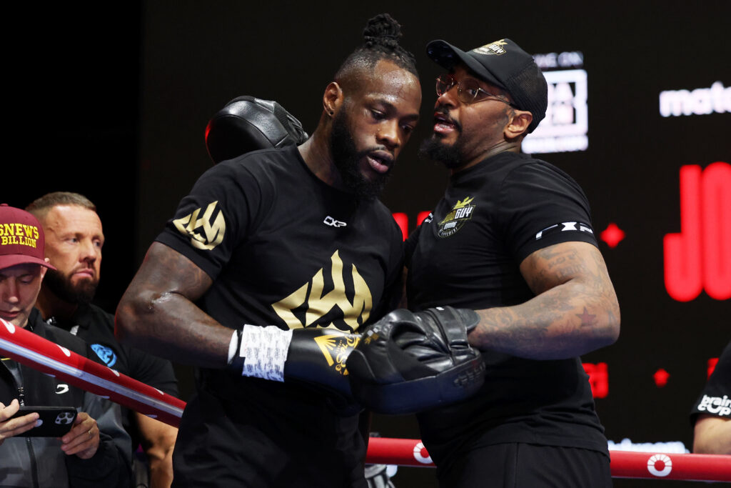Deontay Wilder training with Malik Scott
