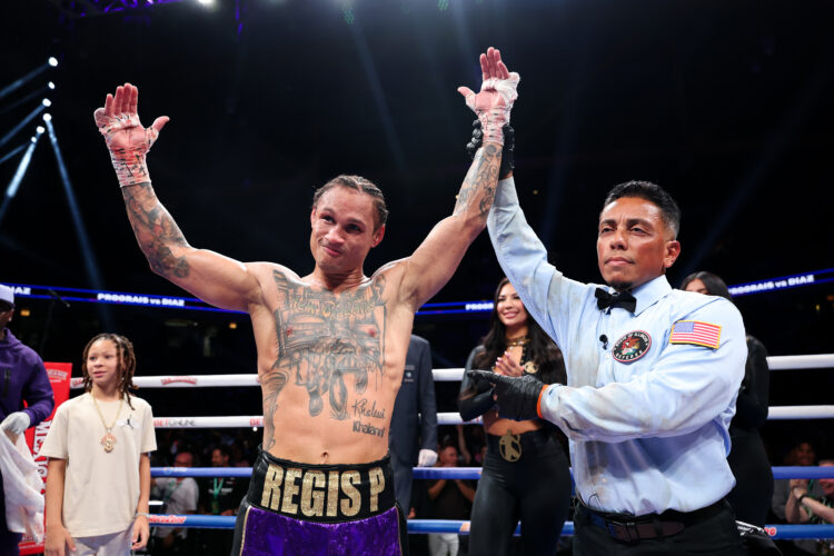 Photo by Cris Esqueda/Golden Boy/Getty Images