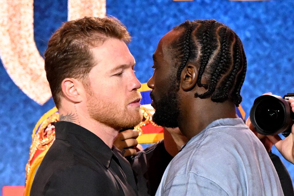 Canelo Alvarez faces off with Terence Crawford at the Fanatics Fest NYC 2025